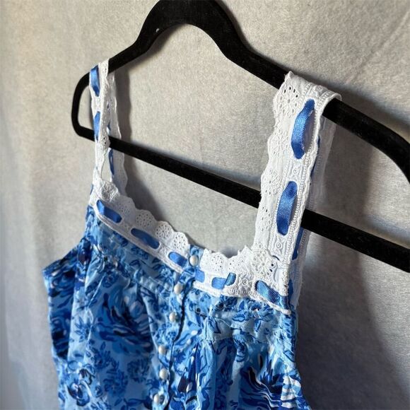 Vintage Muumuu 1X Blue Floral Sleeveless Lace Accents  Nightgown Lightweight - Picture 5 of 5